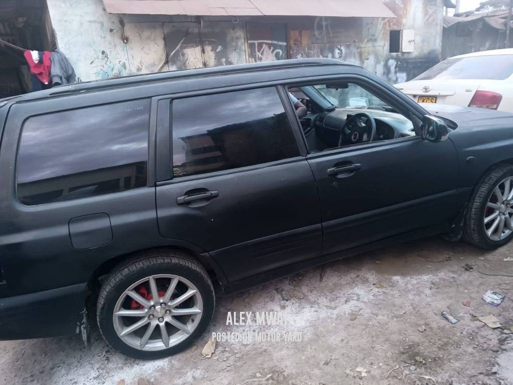 Subaru Forester 2002 Black