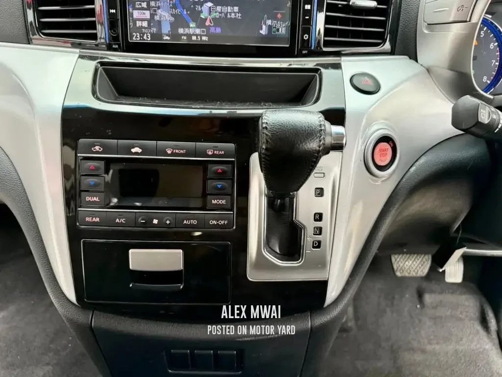 Nissan Elgrand 2018 White