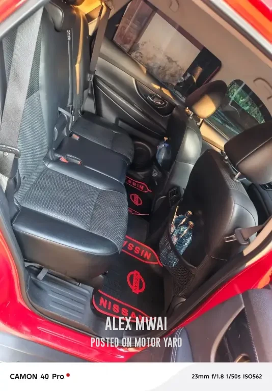 Nissan Xtrail 2018 Red