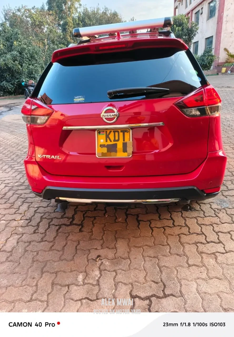 Nissan Xtrail 2018 Red