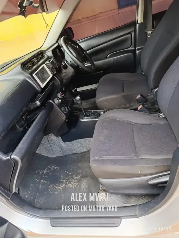 Toyota Probox 2014 Silver