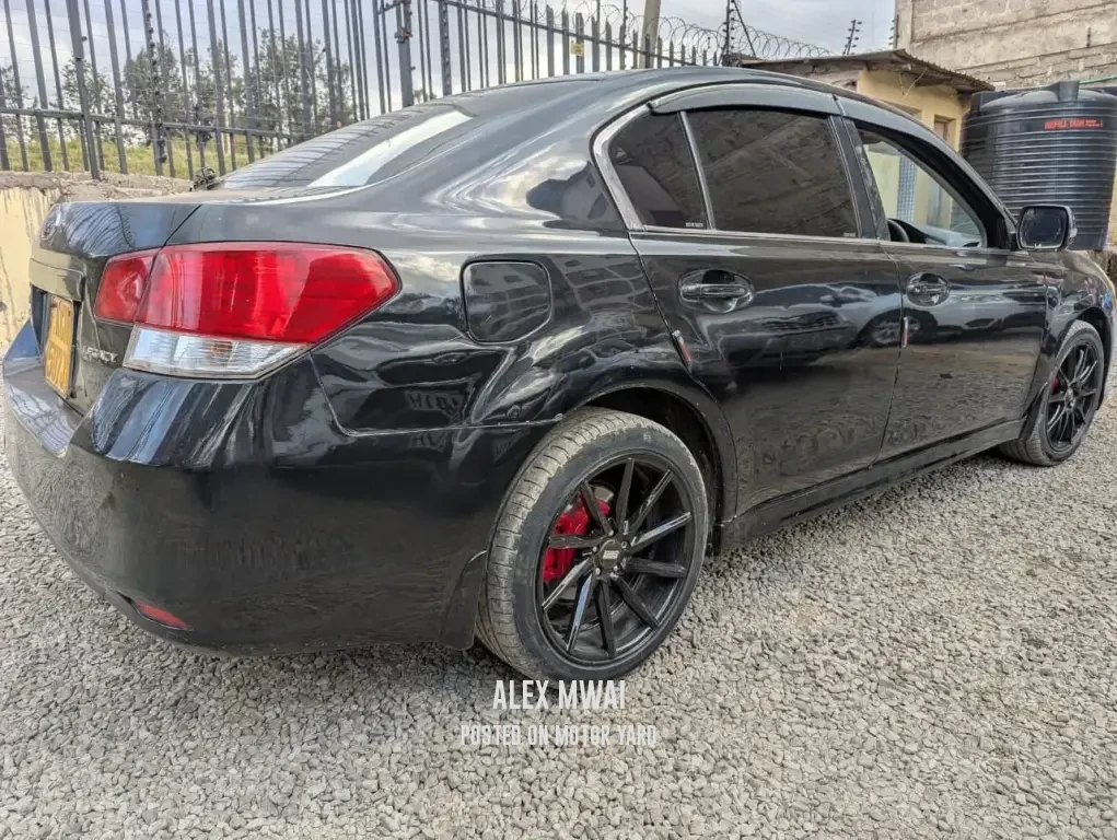 Subaru Legacy 2010 Black