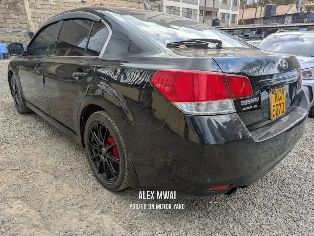 Subaru Legacy 2010 Black