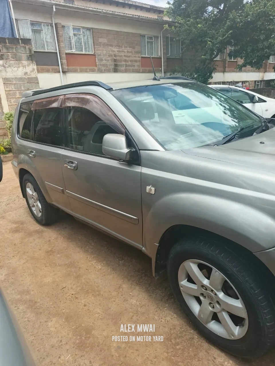 Nissan Xtrail 2010 Grey