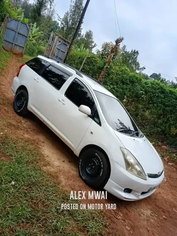 Toyota Wish 2017 White