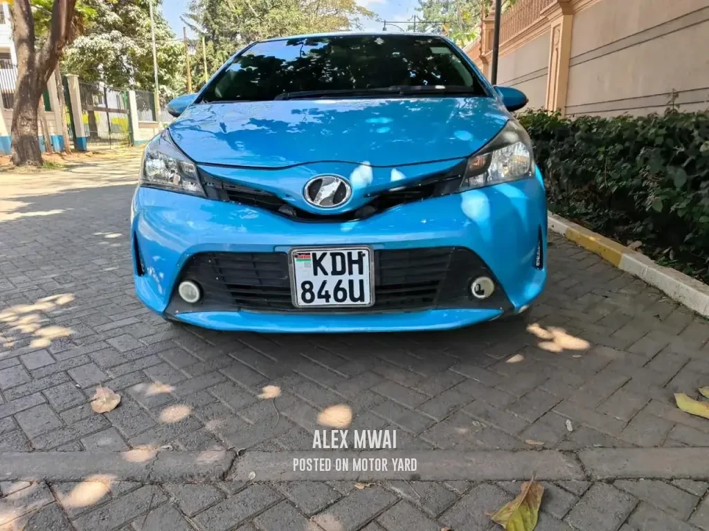 Toyota Vitz 2018 Blue