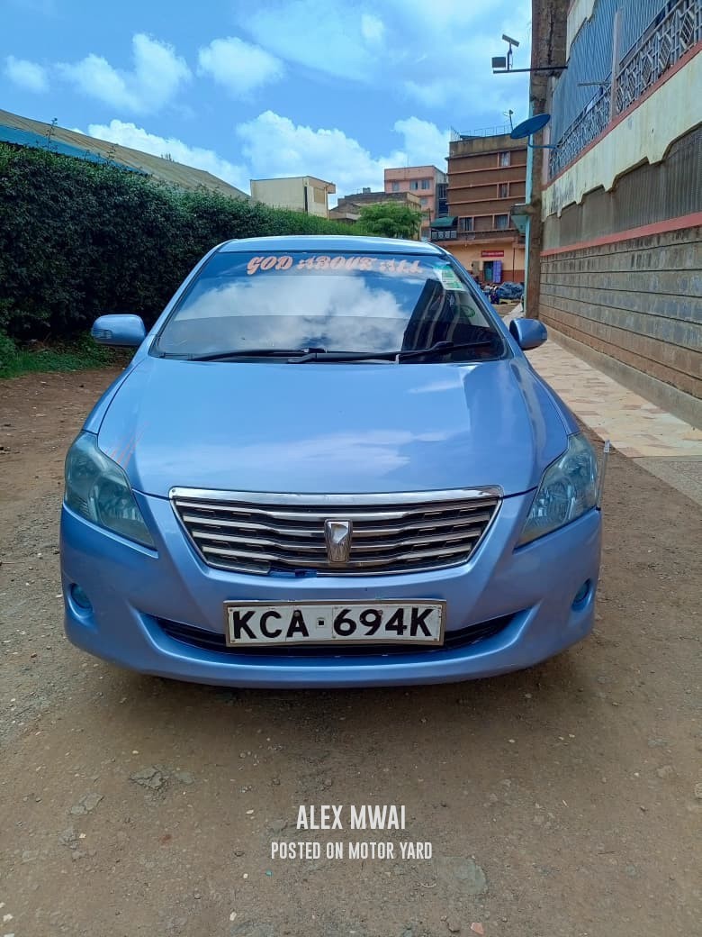 Toyota Premio 2014 Blue