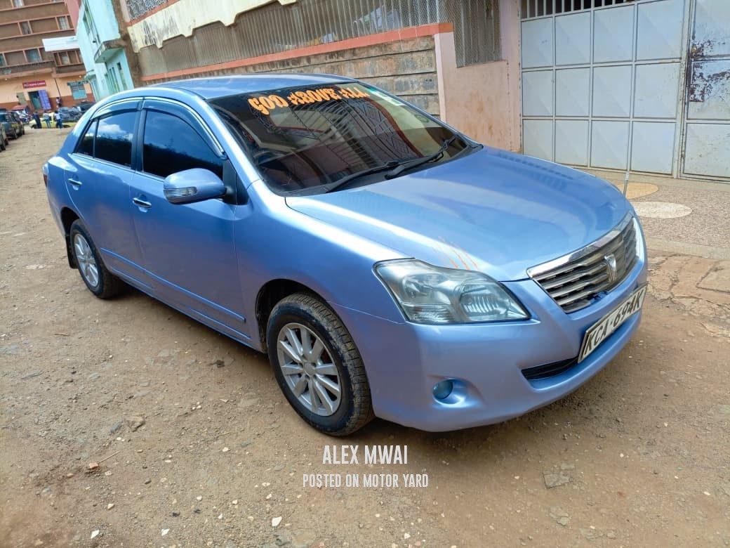 Toyota Premio 2014 Blue