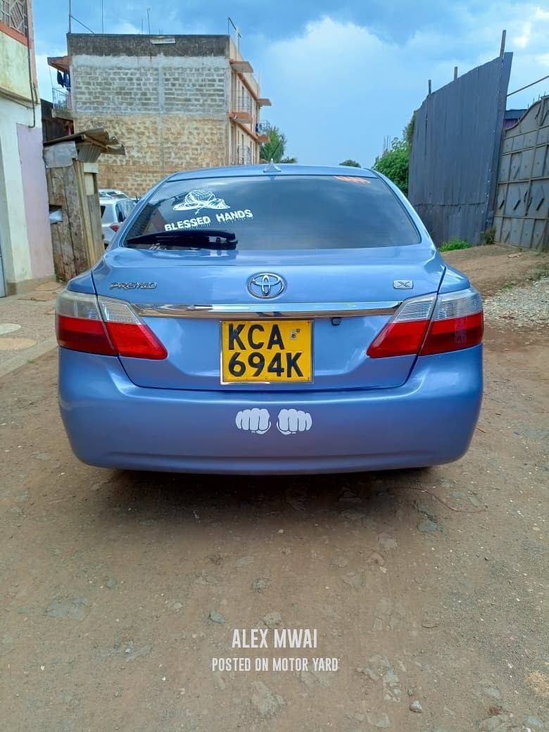 Toyota Premio 2014 Blue