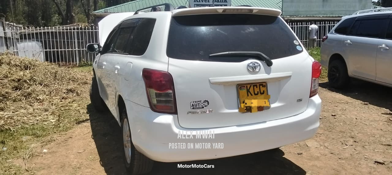 Toyota Fielder 2009 White