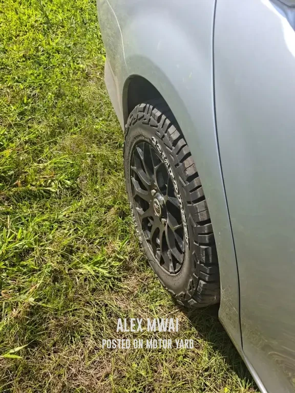 Toyota Fielder 2018 Silver