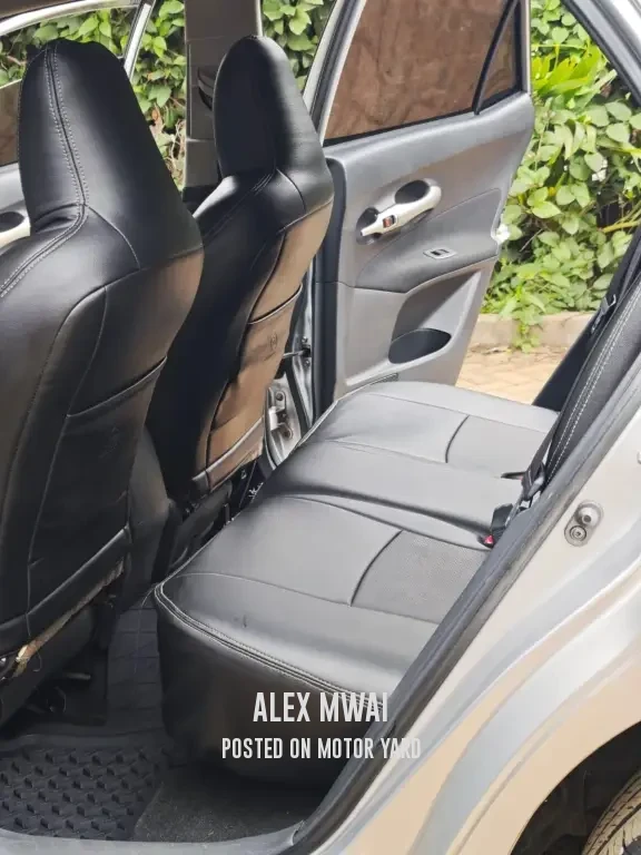 Toyota Auris 2012 Silver