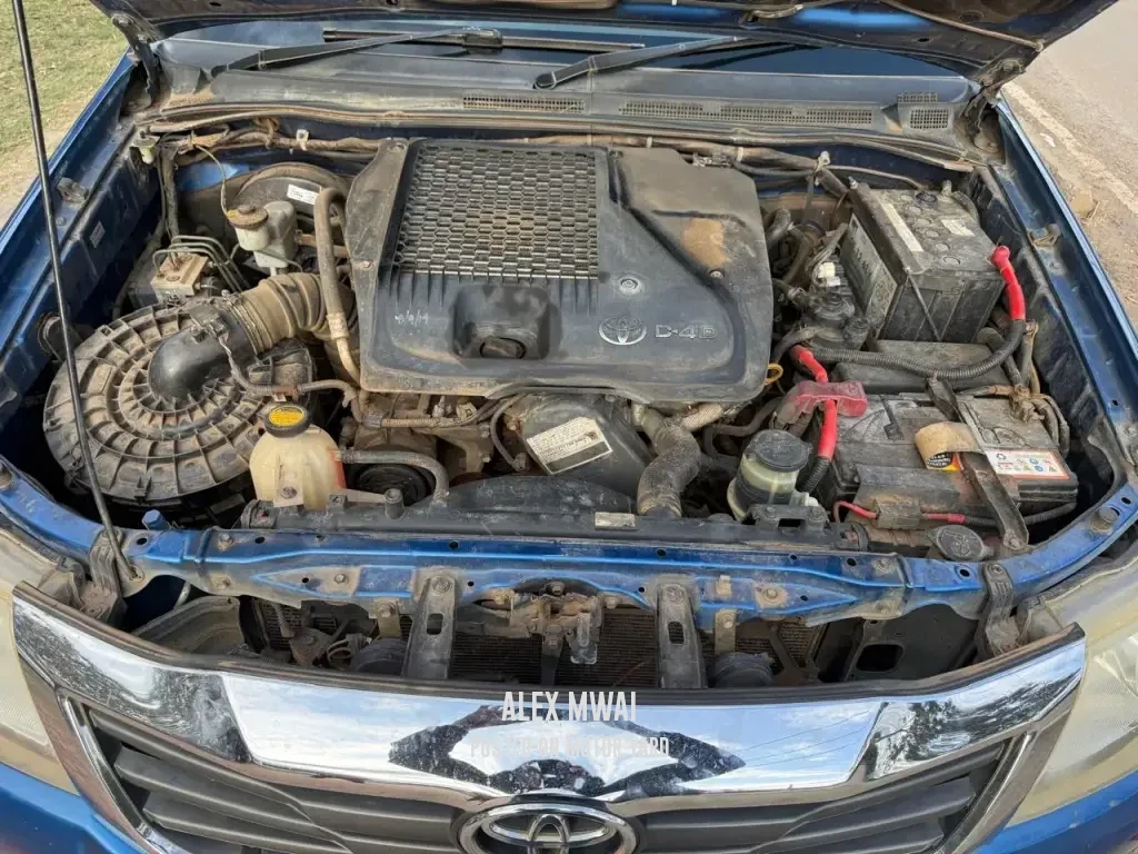 Toyota Hilux Vigo D/Cab 2013 Blue