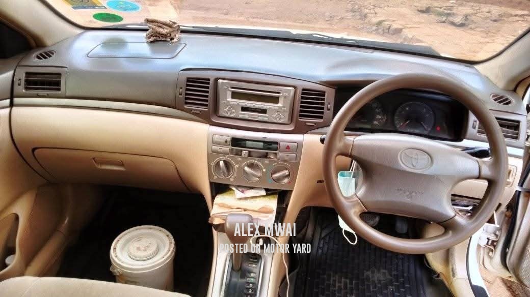 Toyota Corolla 2011 White