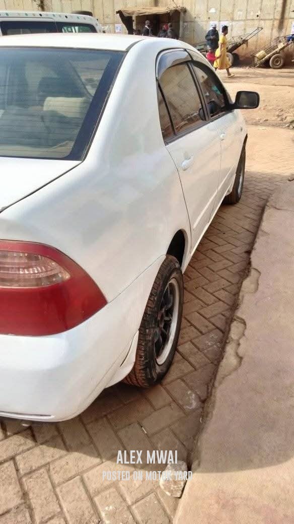 Toyota Corolla 2011 White