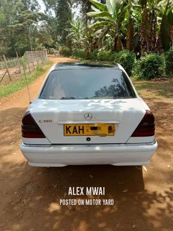 Mercedes-Benz C180 2000 White