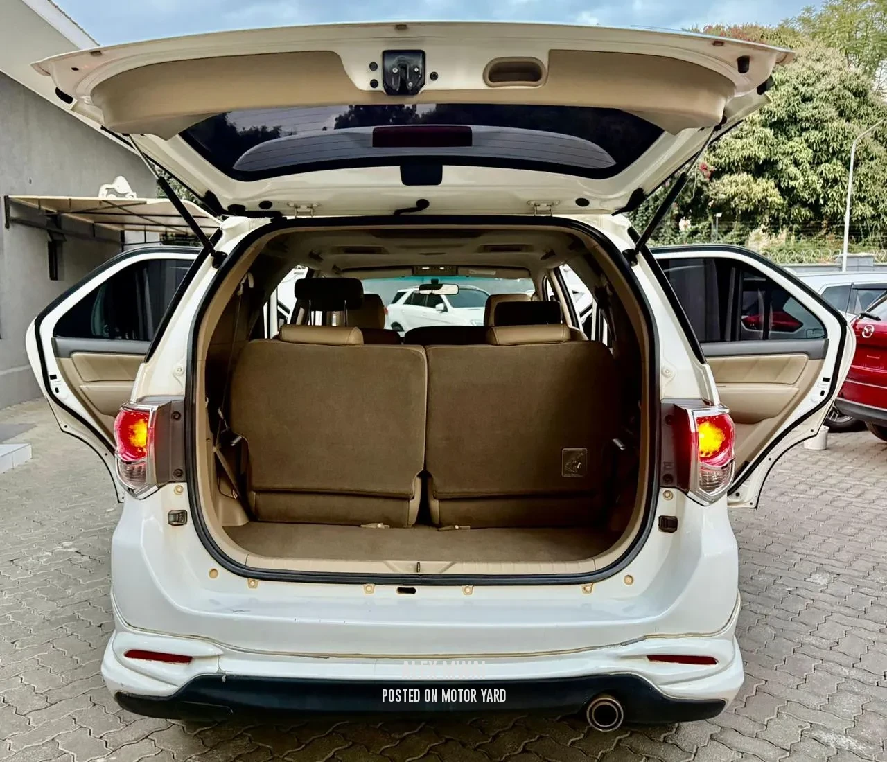 Toyota Fortuner 2014 White