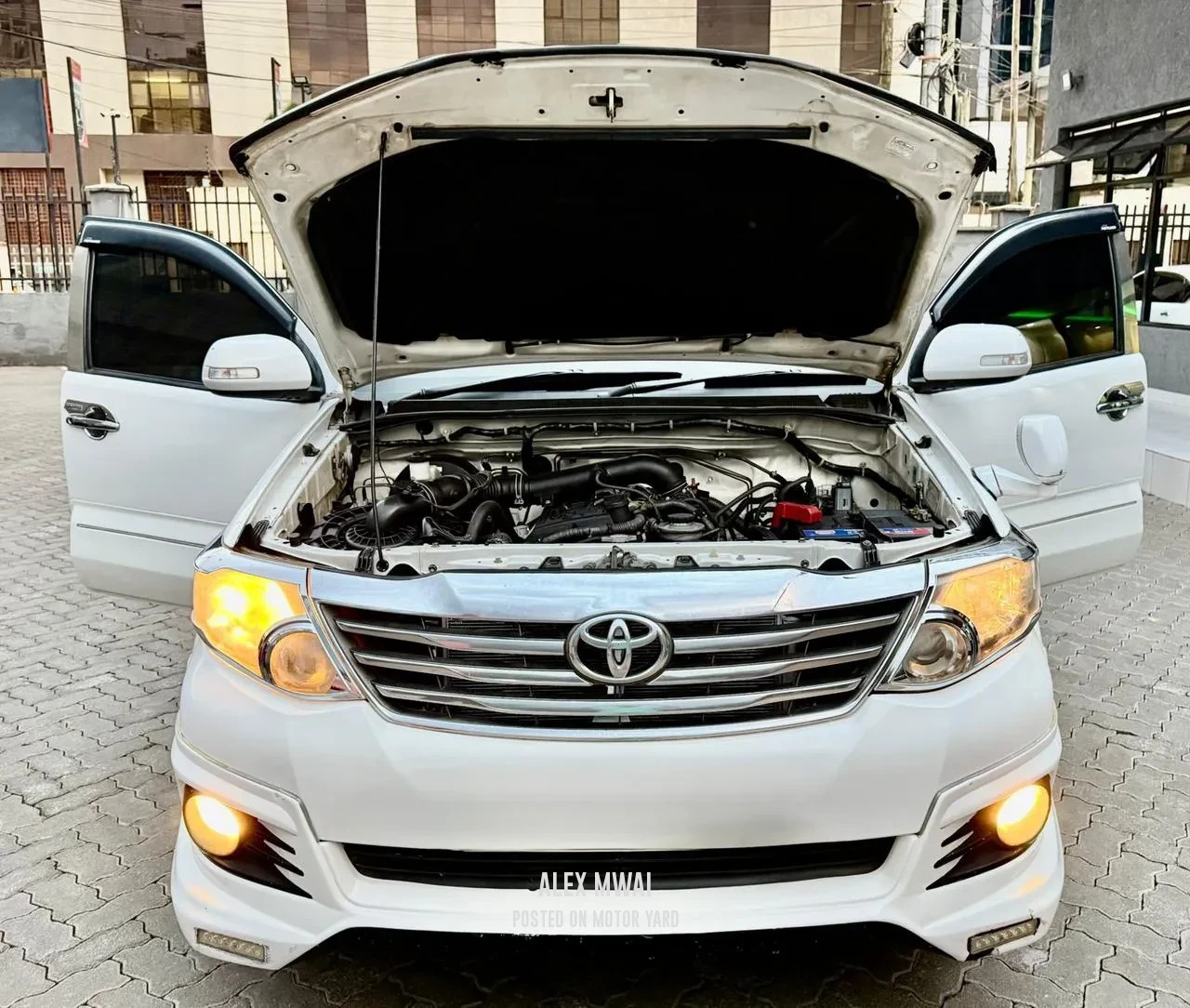 Toyota Fortuner 2014 White