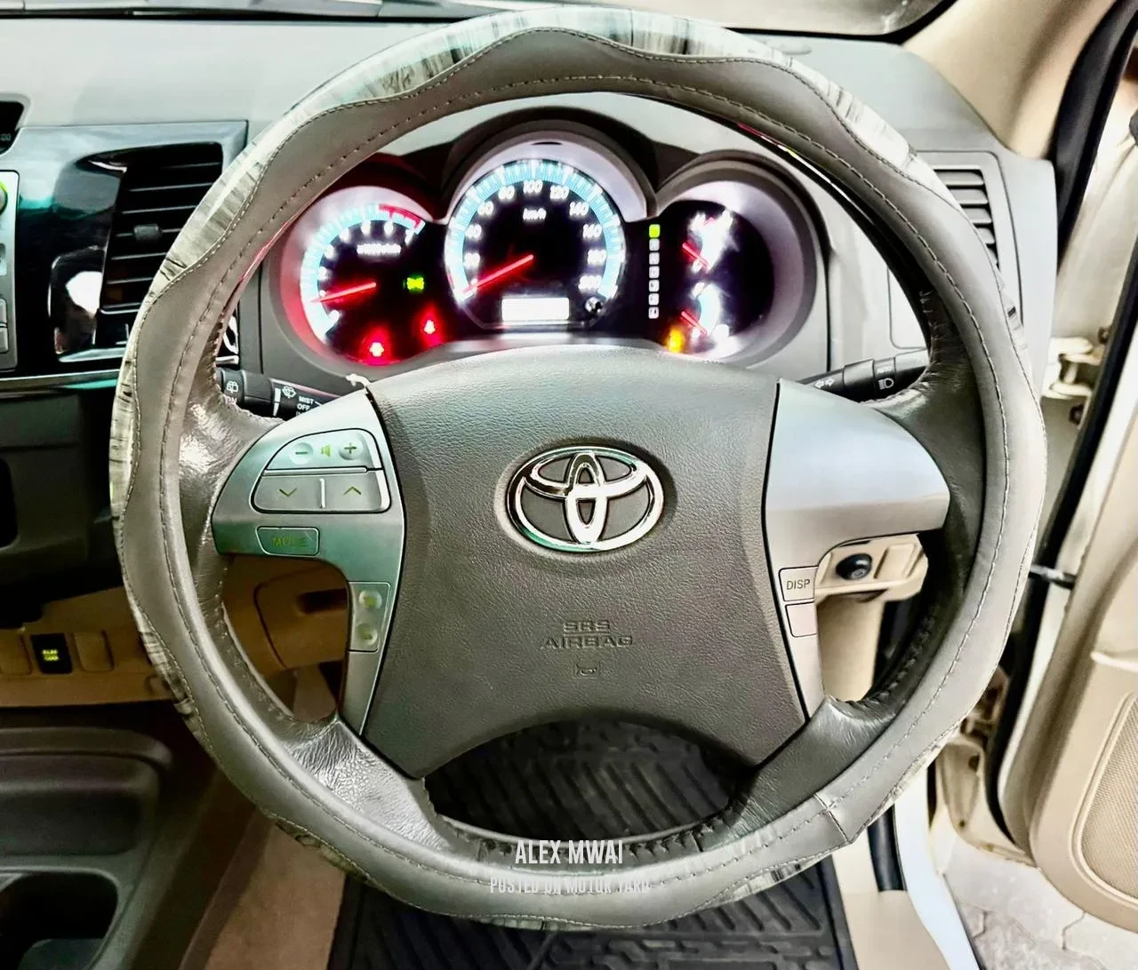 Toyota Fortuner 2014 White