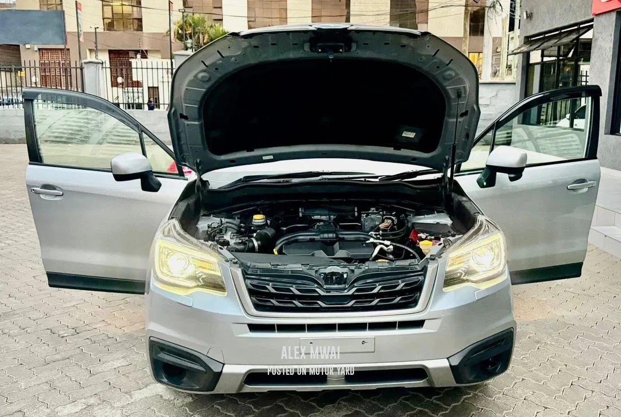 Subaru Forester 2018 Silver