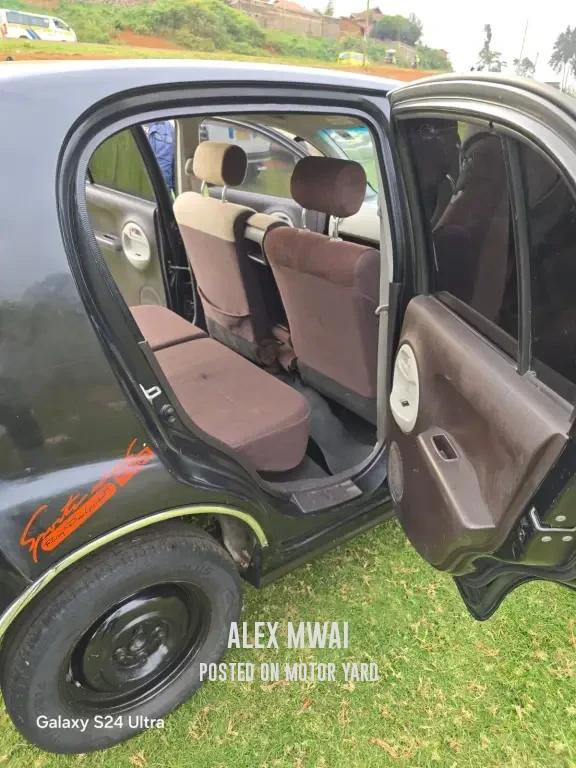 Toyota Passo 2016 Black