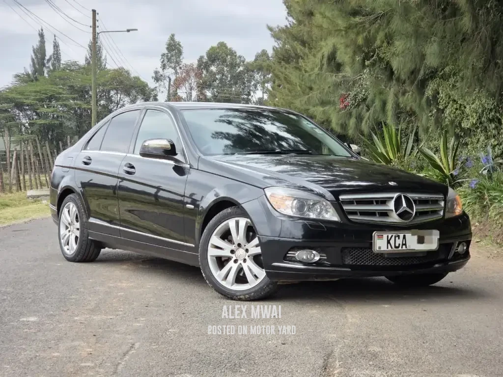 Mercedes-Benz C200 2007 Black