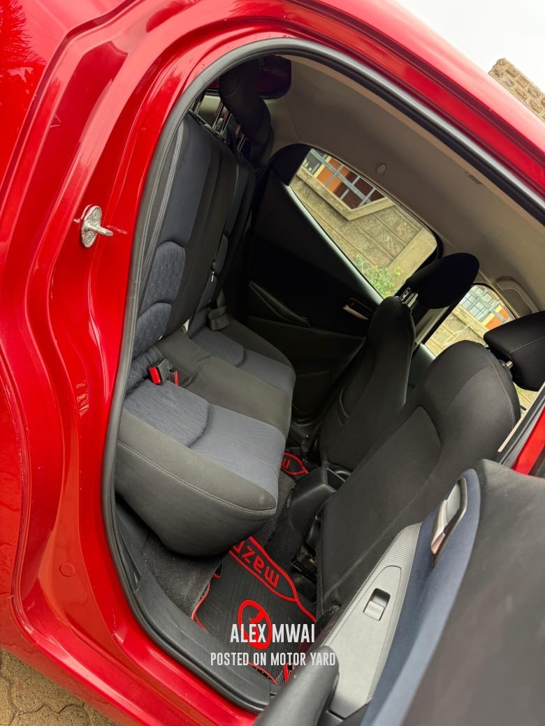 Mazda Demio 2014 Red