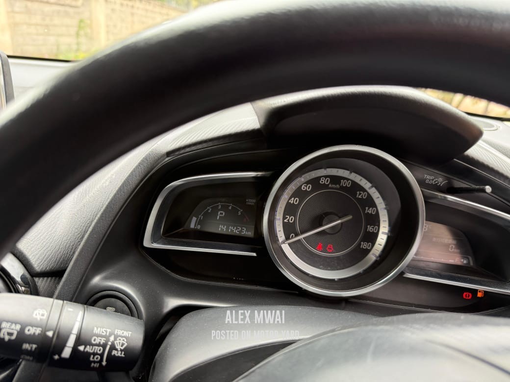 Mazda Demio 2014 Red