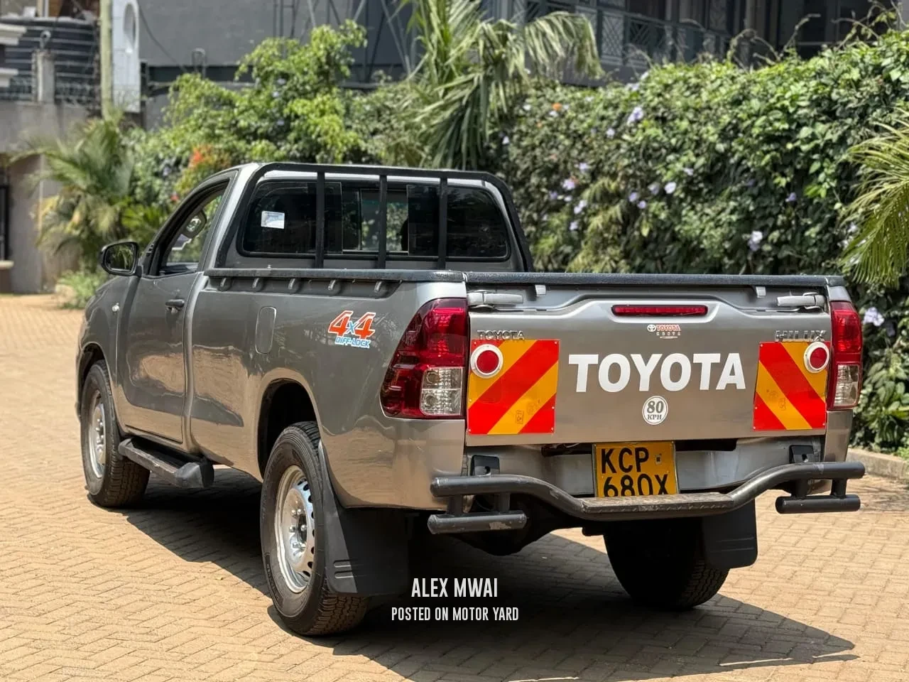Toyota Hilux Vigo D/Cab 2018 Grey