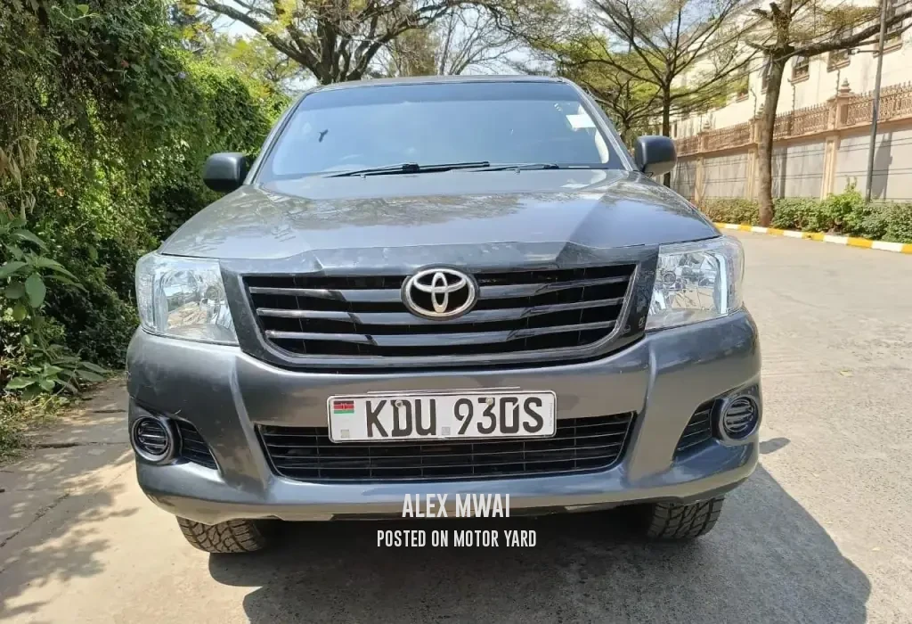 Toyota Hilux Vigo D/Cab 2015 Black