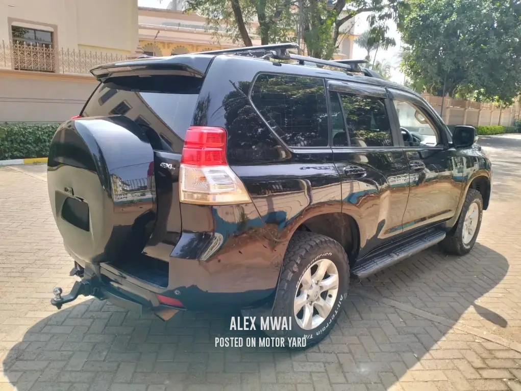 Toyota Land Cruiser Prado J150 2011 Black