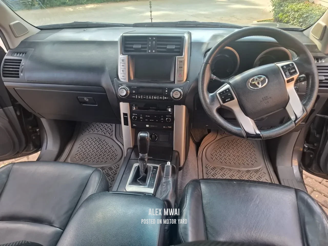 Toyota Land Cruiser Prado J150 2011 Black