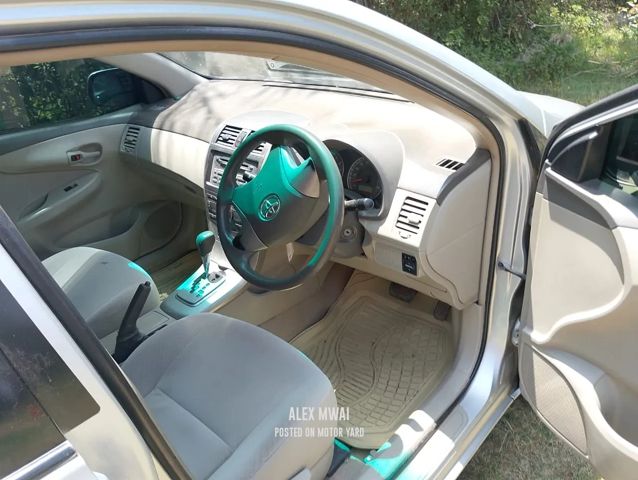 Toyota Axio 2012 Silver