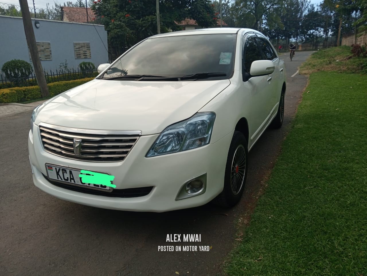 Toyota Premio 2011 White