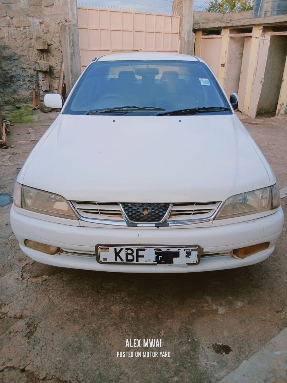 Toyota Carina 2010 White