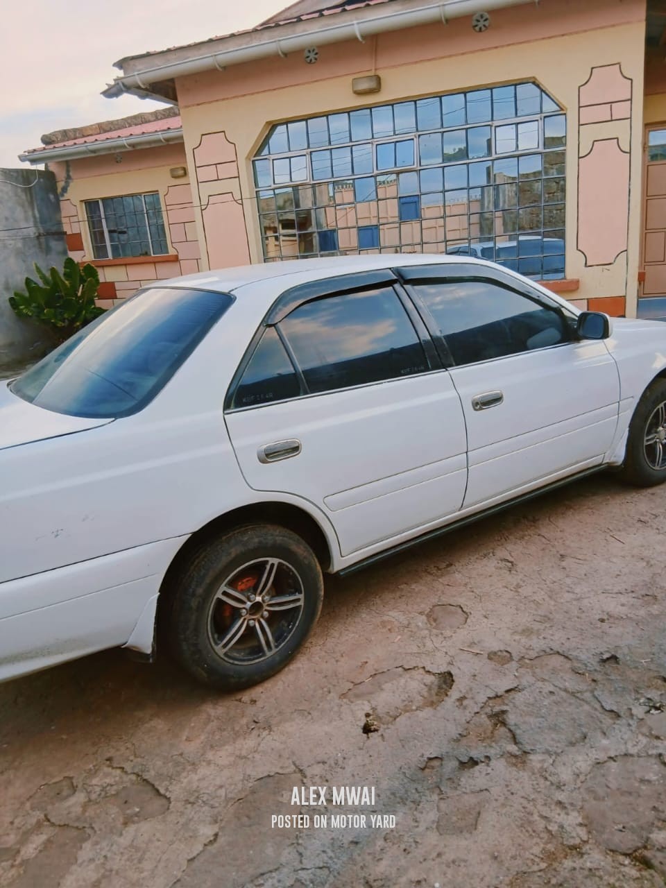 Toyota Carina 2010 White