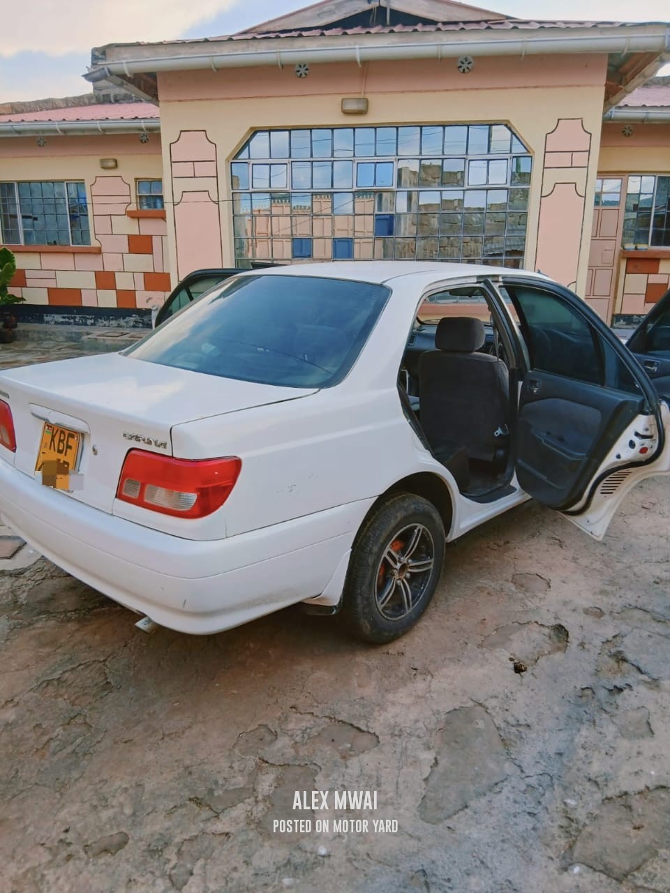 Toyota Carina 2010 White