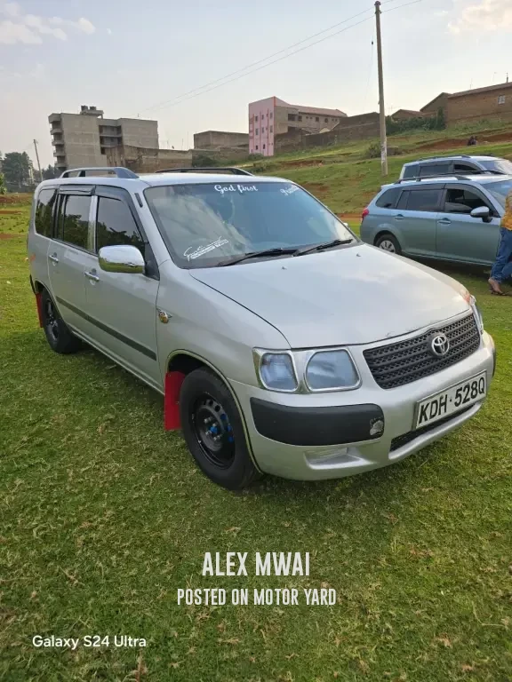 Toyota Probox 2014 Silver