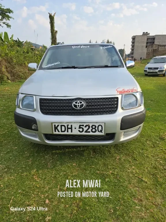 Toyota Probox 2014 Silver