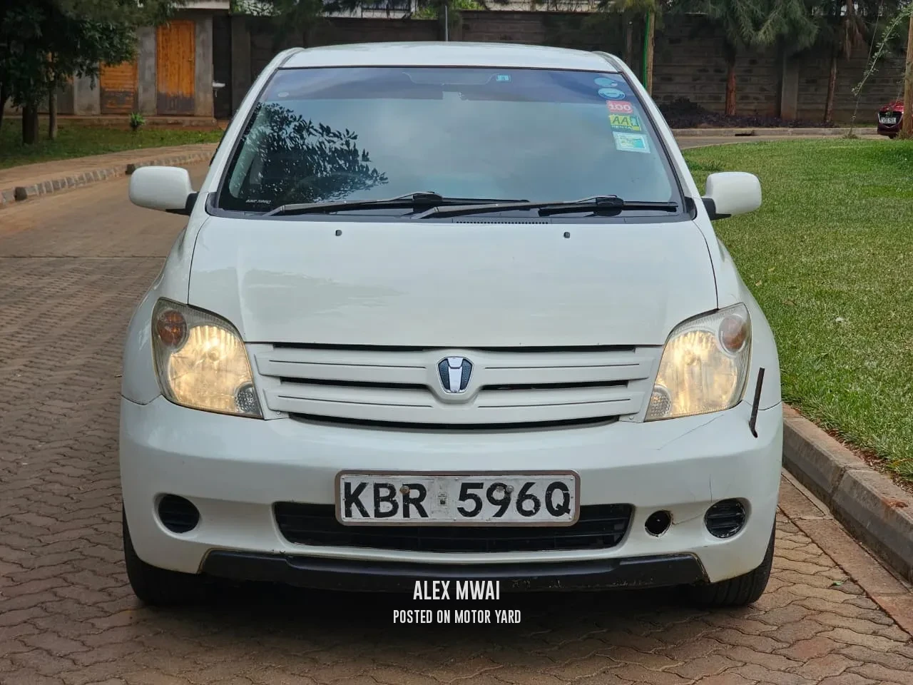 Toyota IST 2005 White