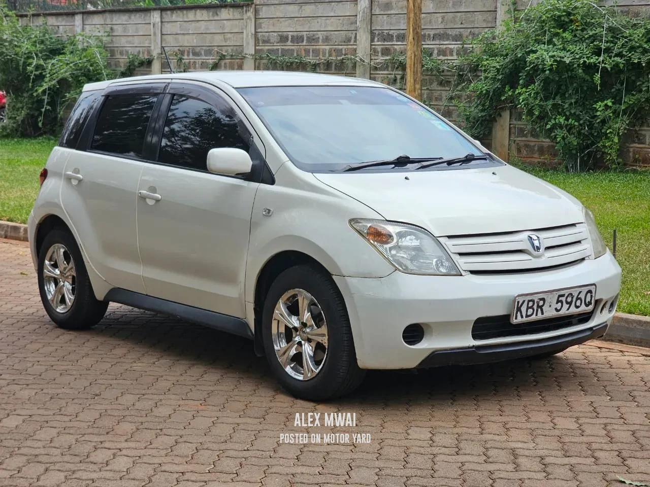 Toyota IST 2005 White