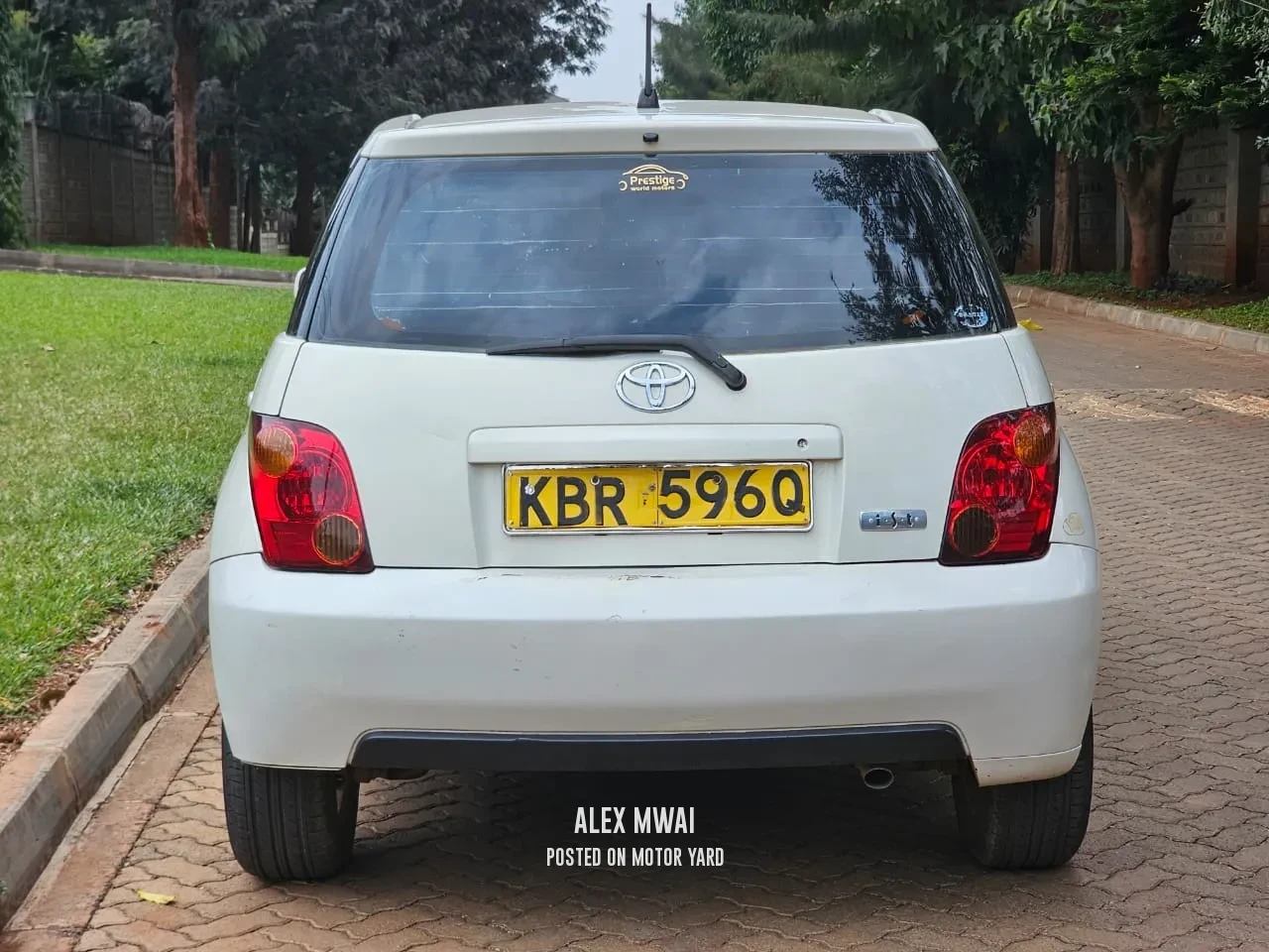 Toyota IST 2005 White