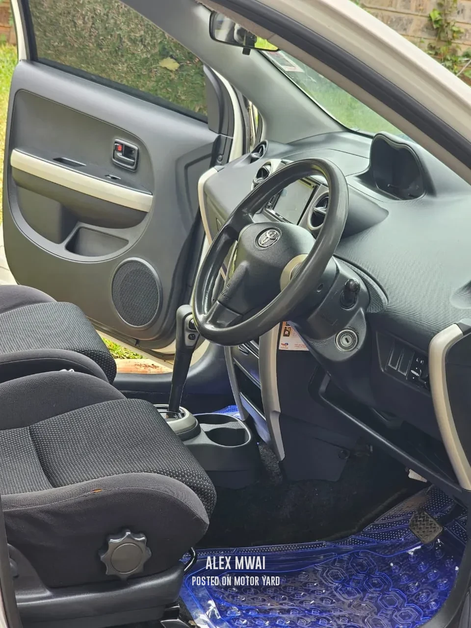 Toyota IST 2005 White