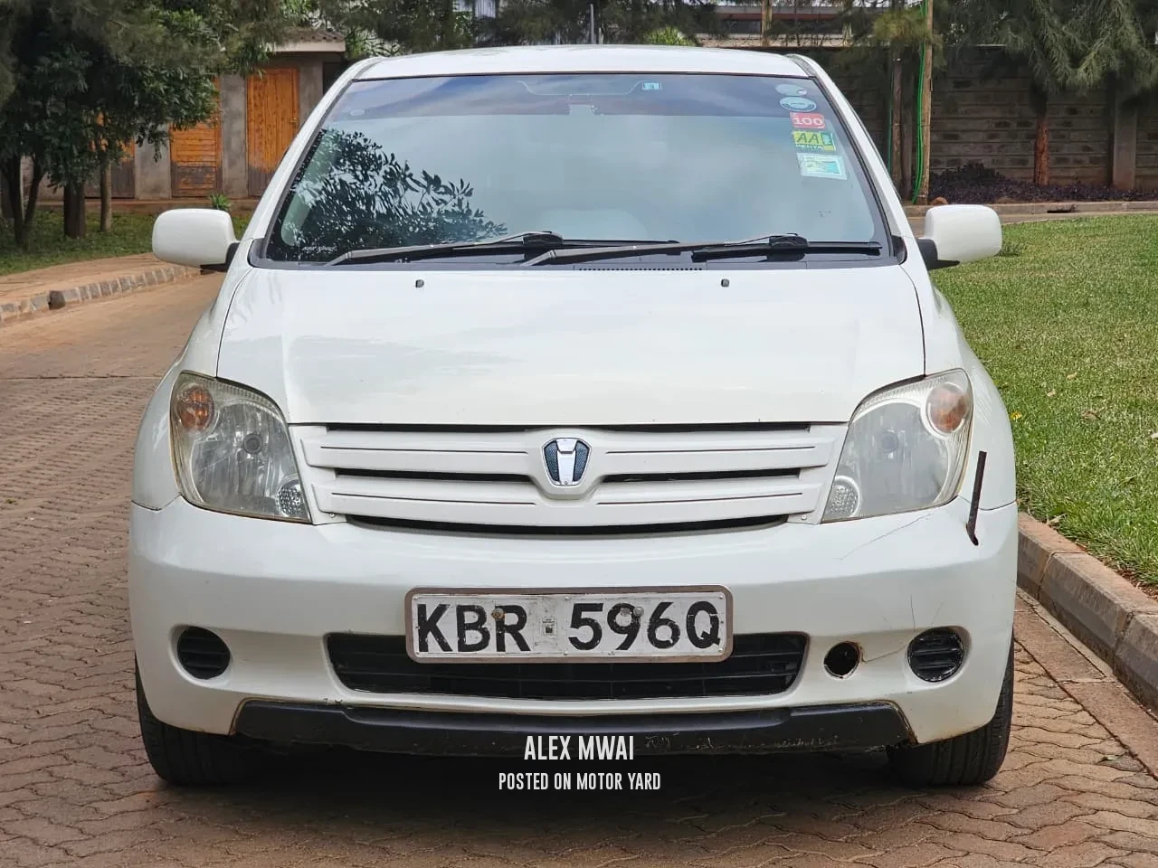Toyota IST 2005 White