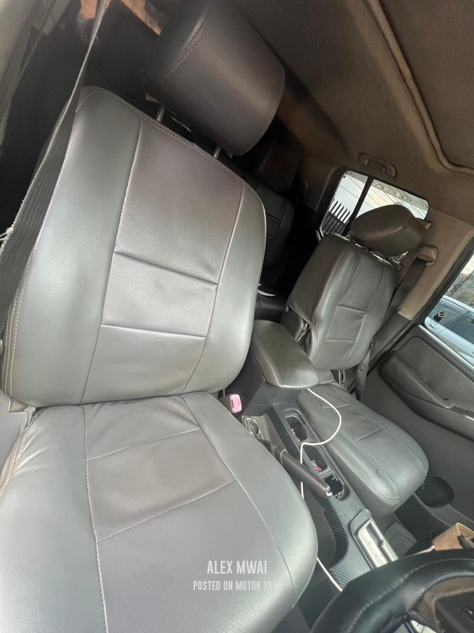 Nissan Navara 2006 Black