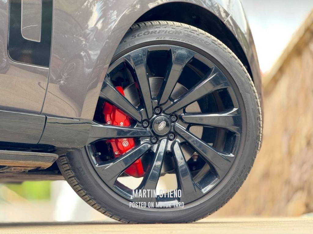 Range Rover Vogue 2023 Grey