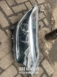 Nissan Note headlight for sale in Kenya
